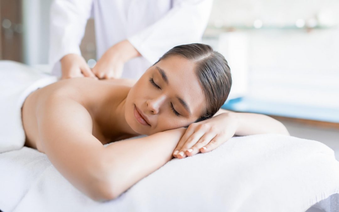 Benefits of relaxing Couples massage packages